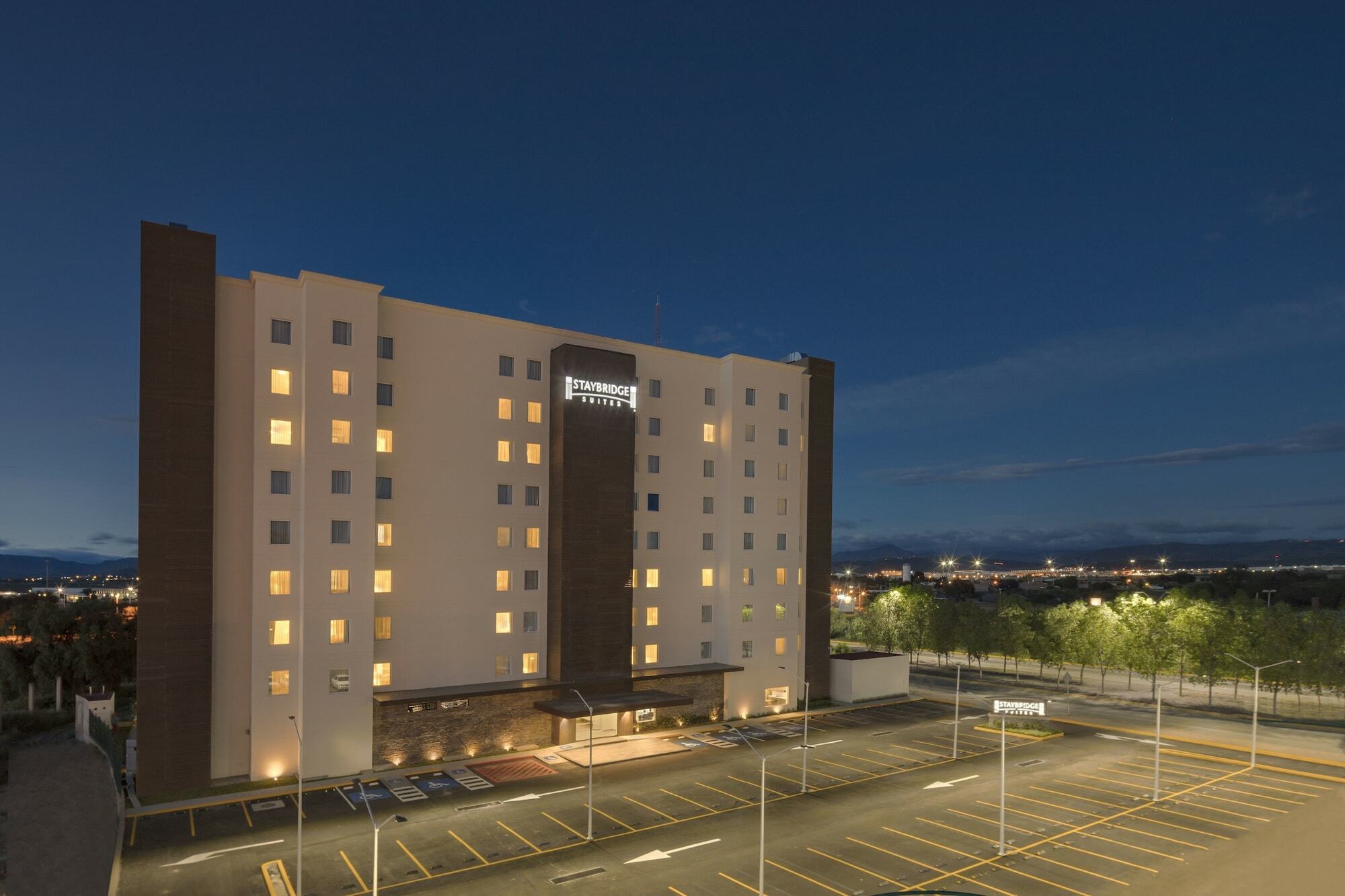 Staybridge Suites Silao By Ihg Dış mekan fotoğraf